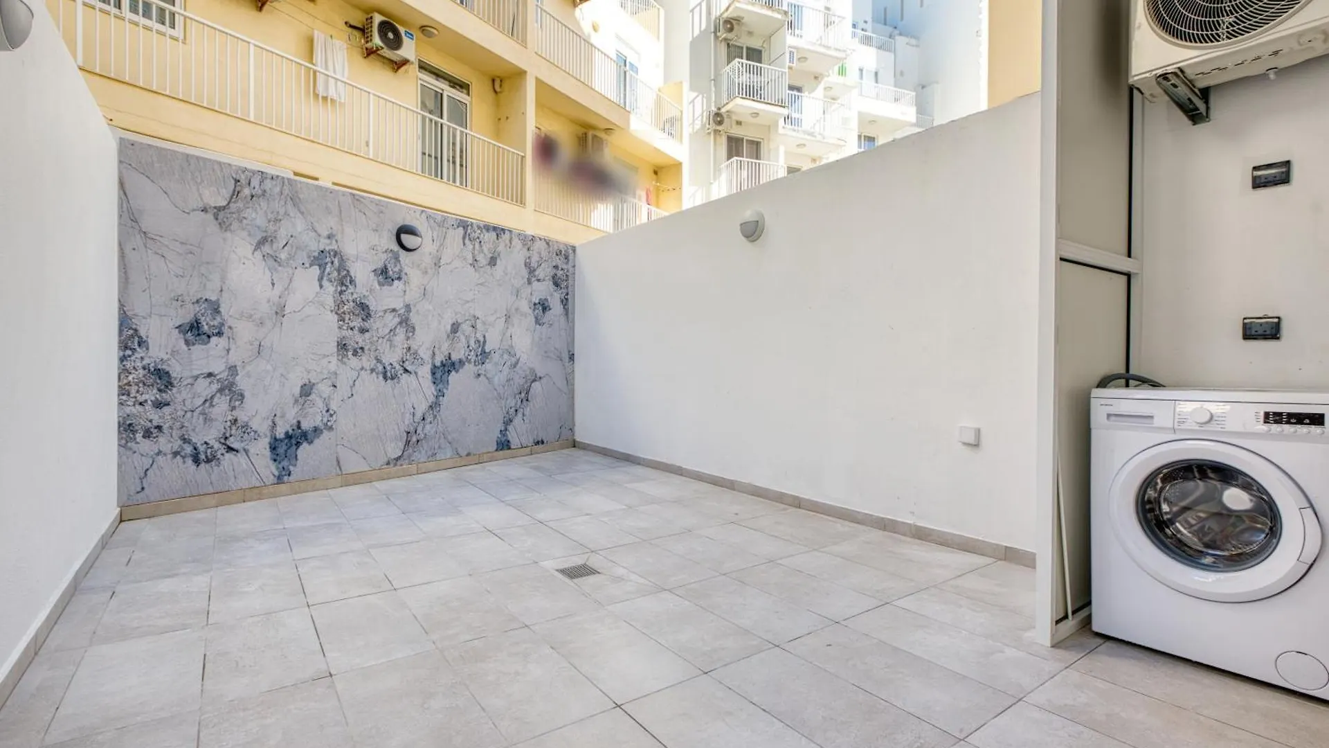 New! Spacious 4-Bedroom Duplex Apt By Sf Homes Msida